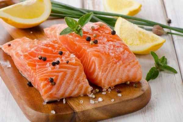 Manfaat dan Kandungan Gizi Ikan Salmon 